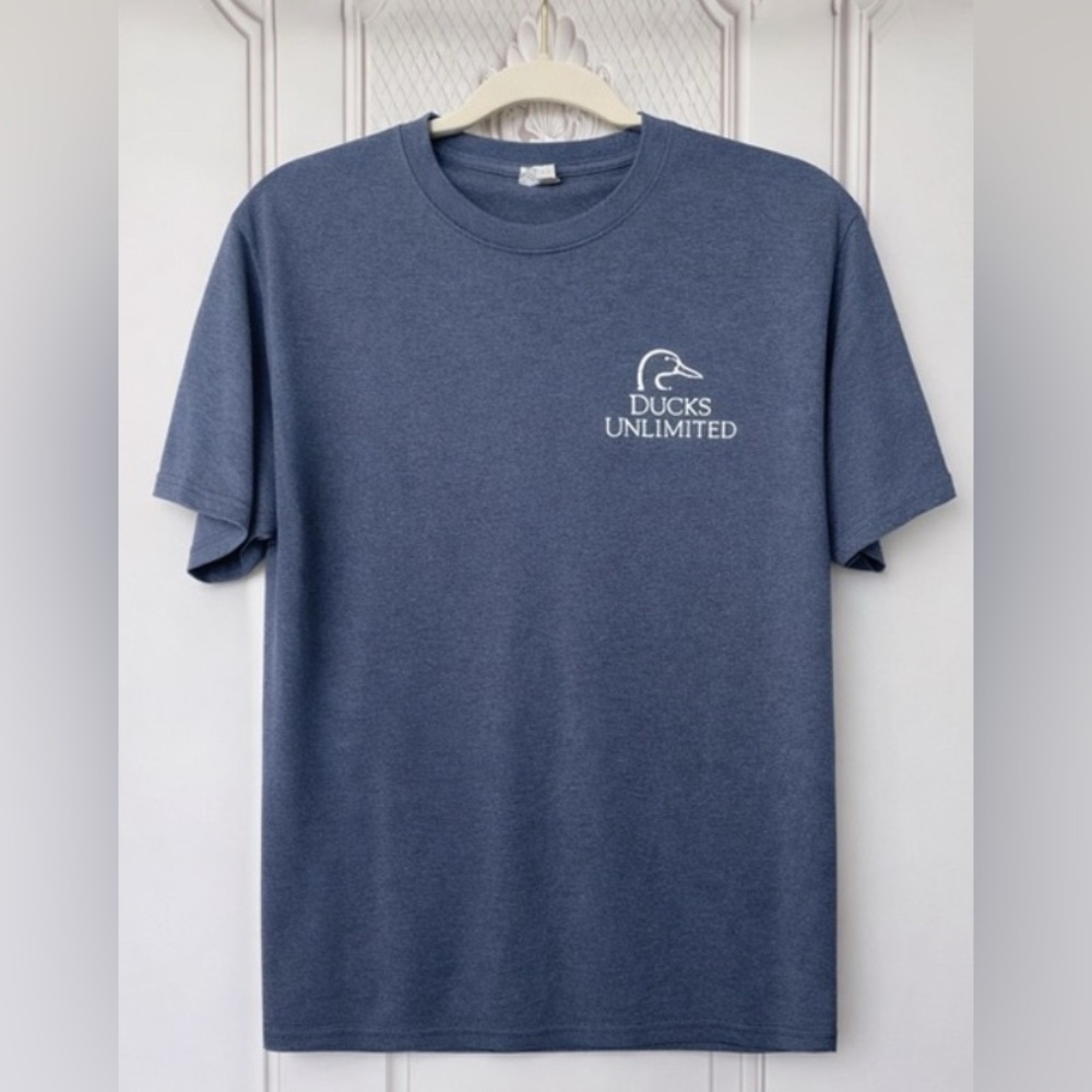 🦆Ducks Unlimited Graphic Tee - Size Medium - Picture 3 of 3